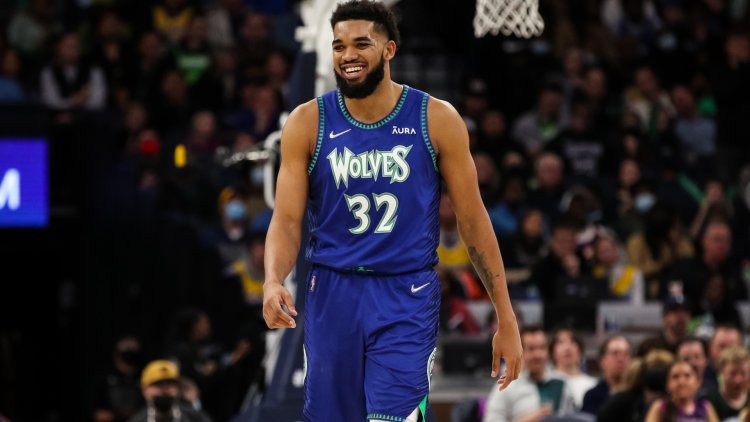 Timberwolves' Karl-Anthony Towns puts on a show, Lakers' inconsistency continues